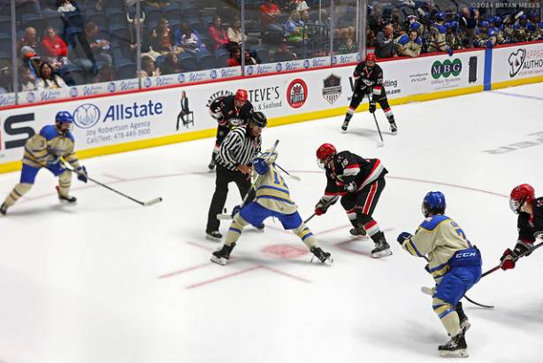 College Hockey_241025_IMG_5690_MHP