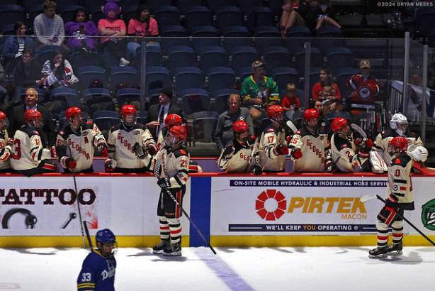 College Hockey_241026_IMG_1361_MHP