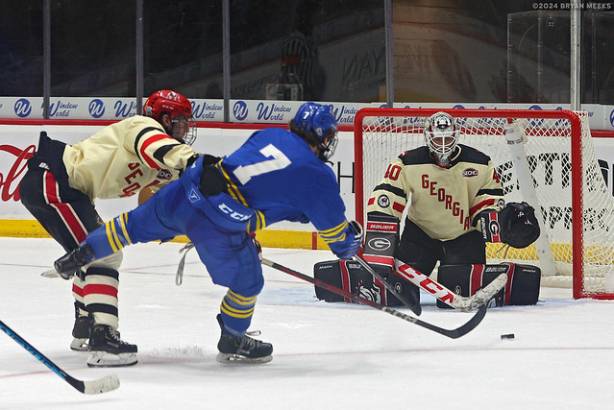 College Hockey_241026_IMG_0872_MHP