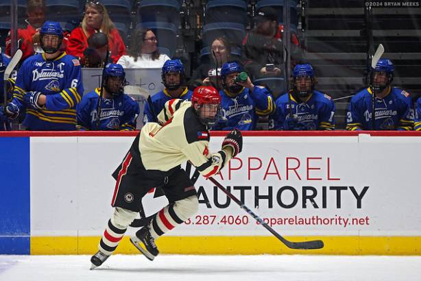 College Hockey_241026_IMG_0260_MHP