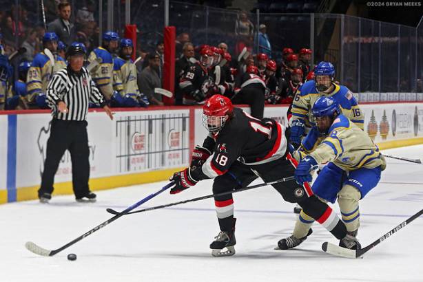 College Hockey_241025_IMG_5471_MHP