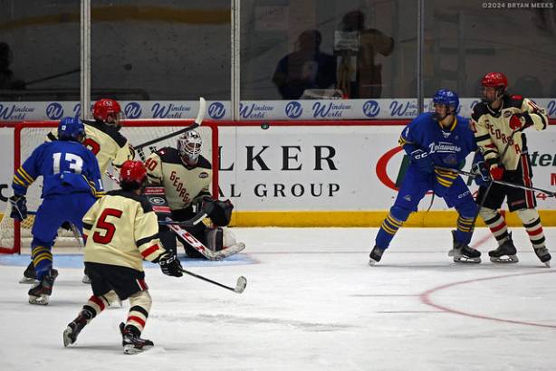 College Hockey_241026_IMG_1699_MHP