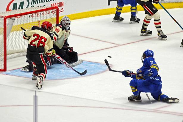 College Hockey_241026_IMG_1267_MHP