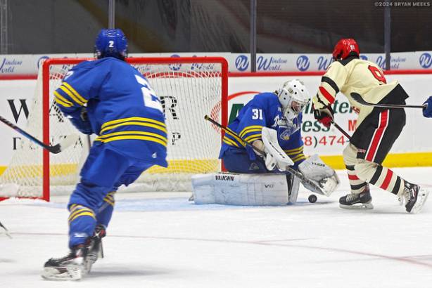 College Hockey_241026_IMG_0826_MHP