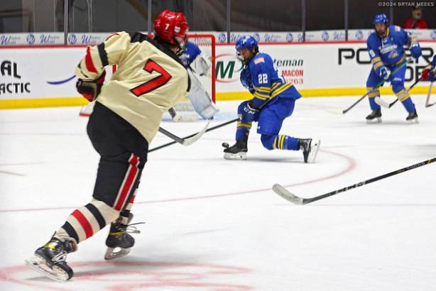 College Hockey_241026_IMG_0627_MHP