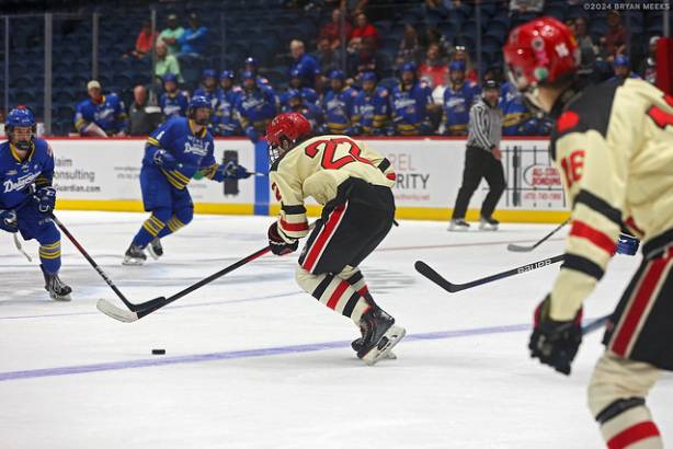 College Hockey_241026_IMG_0122_MHP