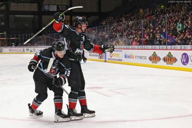 Macon Mayhem_251206_IMG_4497_MHP