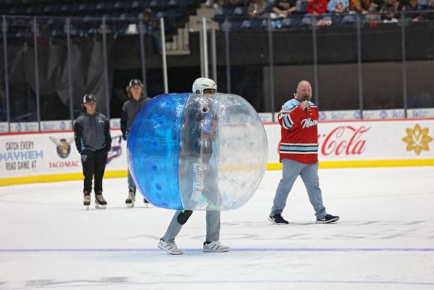 Macon Mayhem_260409_IMG_3854